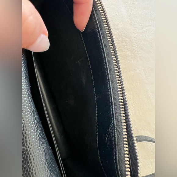 YSL Cassandre WOC - Picture 11 of 16